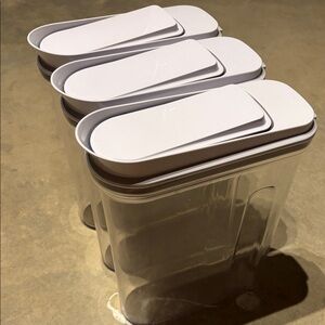 OXO cereal Storage Containers 4.5 qt with White Flip Lid - Set of 3